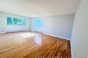 55 Avery St, Stamford, CT 06902 - Photo 9