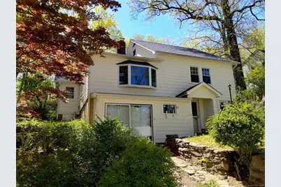 15 Laurel Street, Chester, CT 06412 - Photo 1