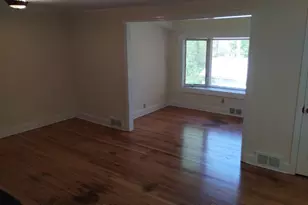 15 Laurel St, Chester, CT 06412 - Photo 7