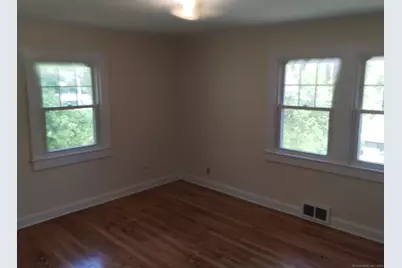15 Laurel Street, Chester, CT 06412 - Photo 9