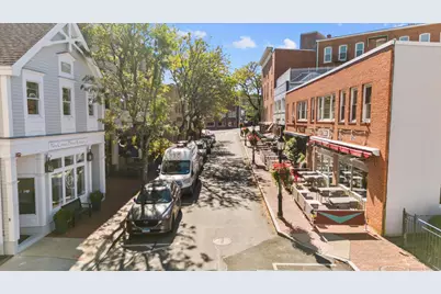 21 Forest Street #C1, New Canaan, CT 06840 - Photo 25