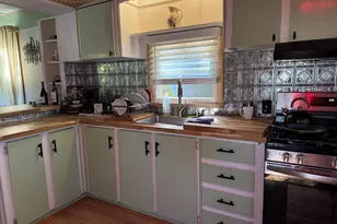 10 Whitewood Rd, Killingworth, CT 06419 - Photo 3