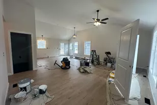 58 Milner Ave, Plainfield, CT 06354 - Photo 7