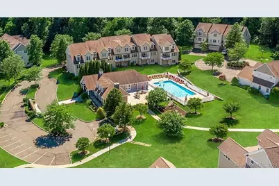 179 Remy Court #179, Shelton, CT 06484 - Photo 25