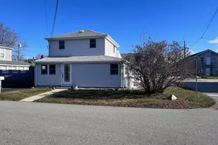 40 Portland Ave, Old Lyme, CT 06371 - Photo 3