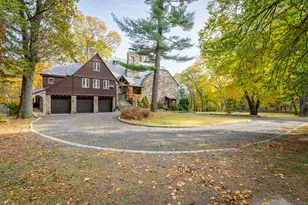 271 Hunting Ridge Rd, Stamford, CT 06903 - Photo 3