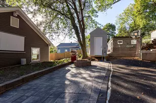 89 High St, Waterbury, CT 06704 - Photo 5