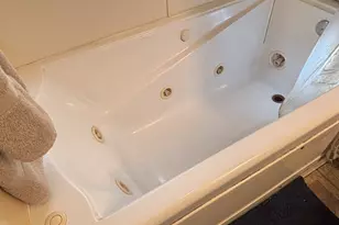 215 Summerfield Ave, Bridgeport, CT 06610 - Photo 23