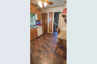 215 Summerfield Avenue, Bridgeport, CT 06610 - Photo 7