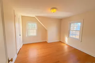 118 Maple Ave, Windsor, CT 06095 - Photo 13