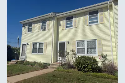 87 Gerrish Avenue #T2, East Haven, CT 06512 - Photo 1