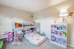 48 Round Tree Dr, Naugatuck, CT 06770 - Photo 7