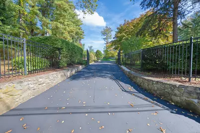 2 Fox Run Road, Norwalk, CT 06850 - Photo 27