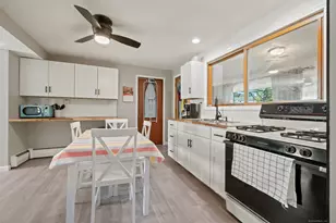 211 Fairlane Dr, Wethersfield, CT 06109 - Photo 29