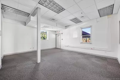 10 Railroad Avenue, Norwich, CT 06360 - Photo 27