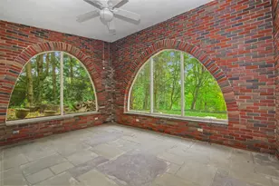 244 Strobel Rd, Trumbull, CT 06611 - Photo 3