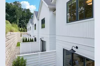 785 Post Road East #102, Westport, CT 06880 - Photo 31