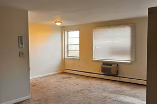 40 Owen St, Hartford, CT 06105 - Photo 5