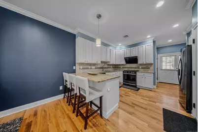 130 Brentwood Avenue, Fairfield, CT 06825 - Photo 5