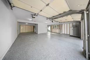 130 Brentwood Ave, Fairfield, CT 06825 - Photo 31