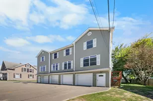 130 Brentwood Ave, Fairfield, CT 06825 - Photo 1