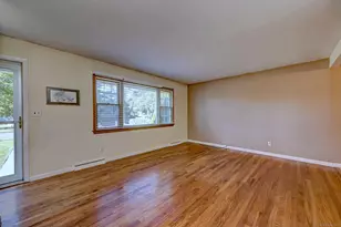 245 Woodruff Rd, Milford, CT 06461 - Photo 9