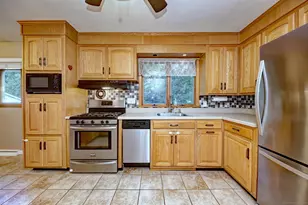 245 Woodruff Rd, Milford, CT 06461 - Photo 13