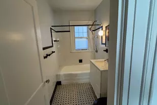 1253 Forest Rd, New Haven, CT 06515 - Photo 25