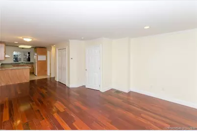 527 West Thames Street #27, Norwich, CT 06360 - Photo 9