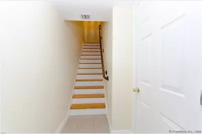 527 West Thames Street #27, Norwich, CT 06360 - Photo 19