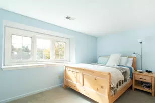 7 W Meadow Ln, Middletown, CT 06457 - Photo 21