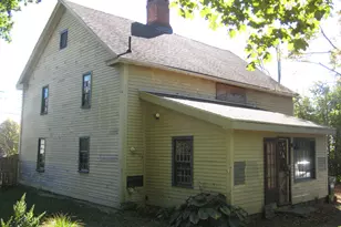 8 Vergason Ave, Norwich, CT 06360 - Photo 3