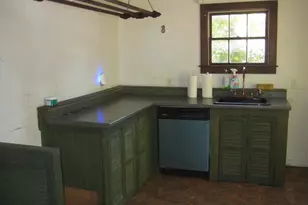 8 Vergason Ave, Norwich, CT 06360 - Photo 9