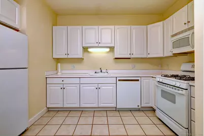 25 Southwick Court North #25, Milford, CT 06461 - Photo 5