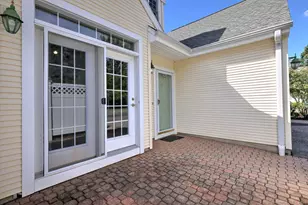 25 Southwick Ct N, Milford, CT 06461 - Photo 21