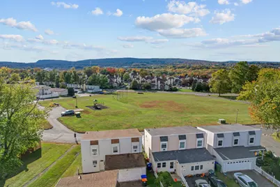 7 Inverness Square, Middletown, CT 06457 - Photo 35