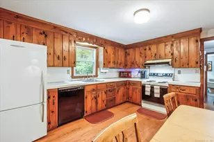 96 Dyer Ave, Canton, CT 06019 - Photo 19