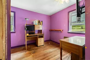 210 Butlertown Rd, Waterford, CT 06385 - Photo 9