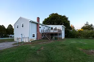 17 Brookside Ln, Groton, CT 06340 - Photo 7