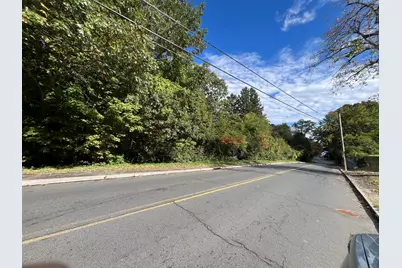 282 Oakville Avenue, Waterbury, CT 06708 - Photo 5