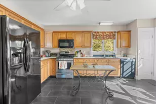 58 Spruce St, Meriden, CT 06451 - Photo 11