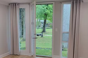 160 Fairfield Woods Rd, Fairfield, CT 06825 - Photo 7