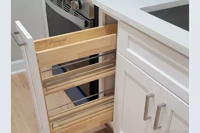 160 Fairfield Woods Road #APT 43, Fairfield, CT 06825 - Photo 9