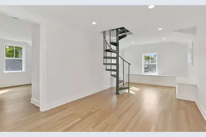 134 Rowayton Avenue, Norwalk, CT 06853 - Photo 19