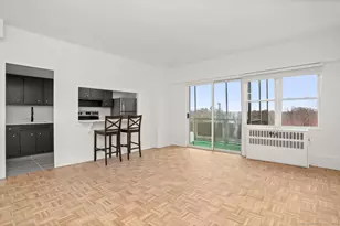 80 Cartright St, Bridgeport, CT 06604 - Photo 5