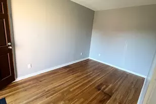 16 Townley St, Hartford, CT 06154 - Photo 11