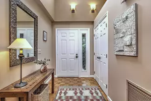 24 Alice Dr, Bloomfield, CT 06002 - Photo 9