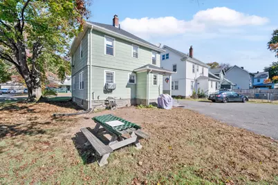 8 Frew Terrace, Enfield, CT 06082 - Photo 5