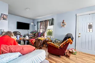 13 Edgewood St, Bristol, CT 06010 - Photo 19