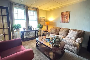 238 Enfield St, Hartford, CT 06112 - Photo 3